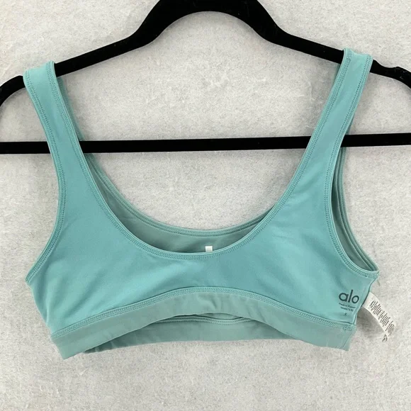 NWOT ALO Yoga ambient logo bra Blue Quartz Size Small‎